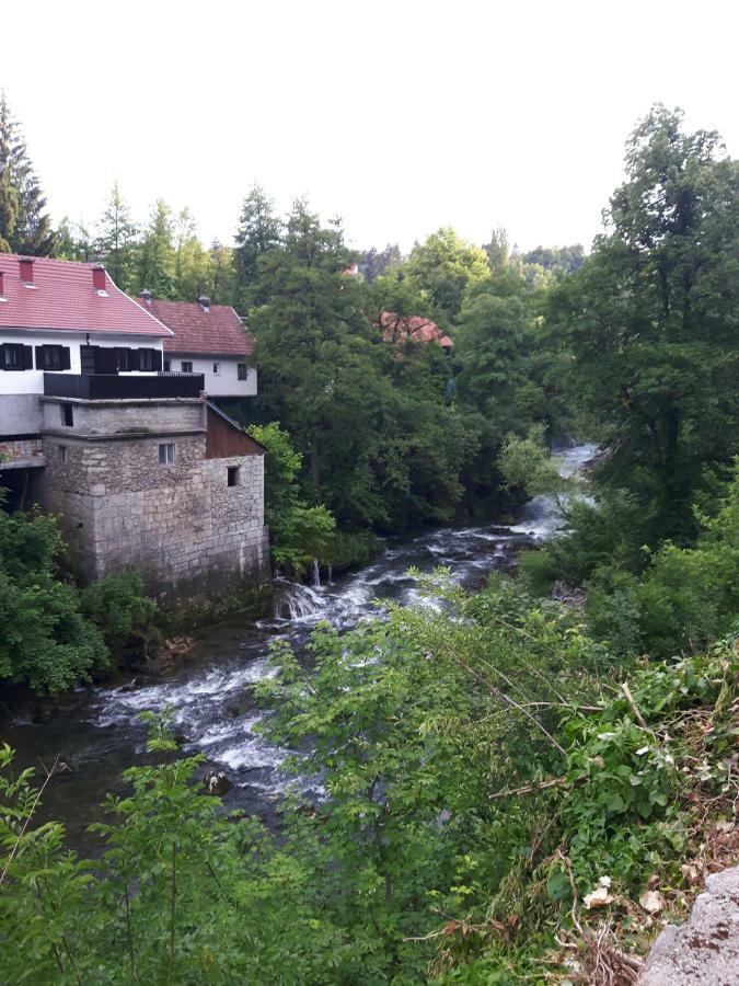 Apartman Petra & Tena Слуни Екстериор снимка